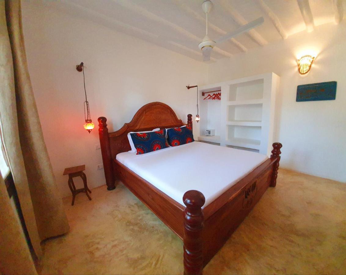 Moyo Apartment 普瓦尼梅查恩加尼 外观 照片